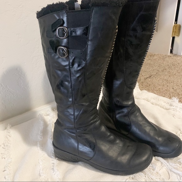 Keen Shoes - Keen bern baby been high shaft Sherpa lined boot